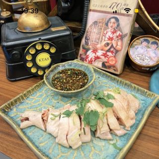 104 Pollo alla shanghanese 本帮白斩鸡