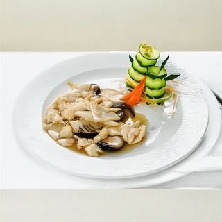 202 Pollo con funghi bambu