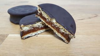 Alfajor de chocolate negro 