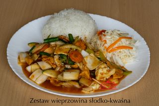 Wieprzowina w sosie słodko-kwaśnym zestaw