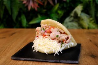 Arepa atún