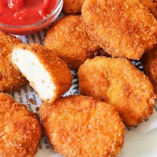 11. Nuggets de pollo 10und