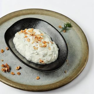 Քամած մածուն ընկույզով  /120 գր/