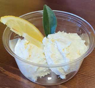 Лимонов мус с бял шоколад (100г)