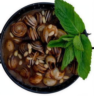 Caracoles Al Xerez Con Piñones (1kl)