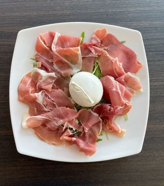 Bufala e crudo