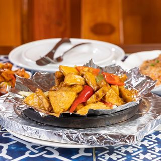 J11 ტოუფუს "თიებანი"