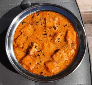 42 - Chicken tikka masala