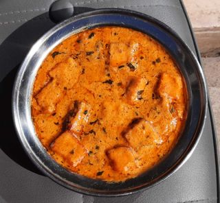 42 - Chicken tikka masala