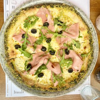 Mortadella con pistacchio