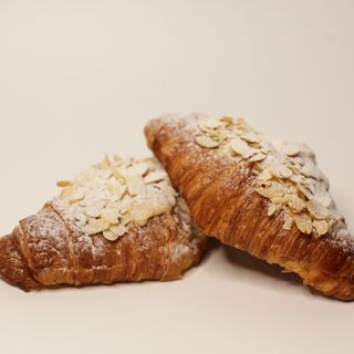 Мигдальний круасан