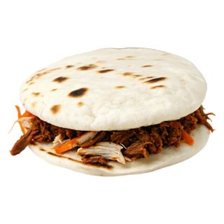 Arepa de carne y pollo