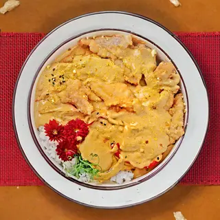 Filet Oslića u žutom kari sosu