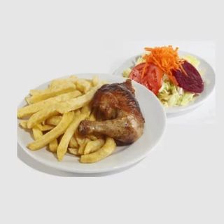 1/4 De Pollo Frito Asado Con Patatas