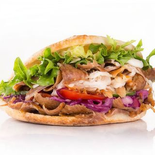 Kebab Con Queso De Pollo O Carne De Ternera