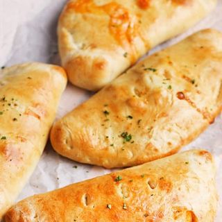 Calzone de 4 Queijos 