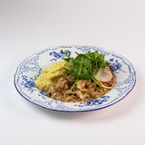 Строганов из утки с картофельным пюре(380г)