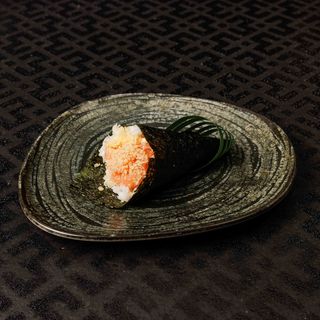 Temaki spicy salmon