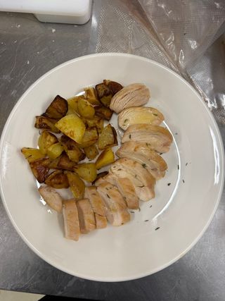 Tagliata di pollo e verdure