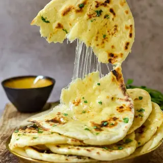 Garlic cheese naan