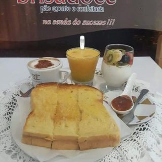 Menu Pequeno-Almoço à Brisadoce