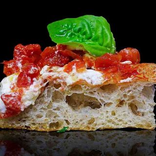 Pizza Stracciatella (8 Porciones)