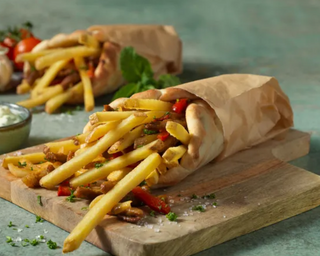 Kebab Mixto Con Patatas Dentro