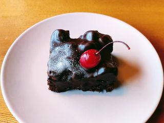 Брауні з вишнею (110г)