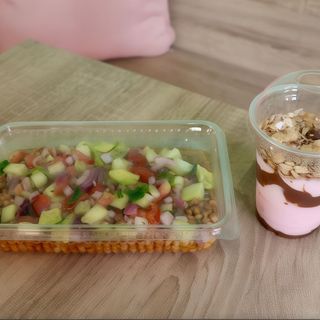 Tabulé de lentejas + Zumo Vitaminas + Parfait Maracuyá