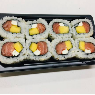 Salmão Com Manga Roll 8 Peças