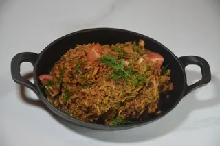 Arroz Al Curry Con Ternera Mechada