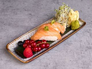 Nigiri z łososiem 2 szt.