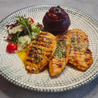 КУРИЦА С СОУСОМ ДЕ ПАРИ