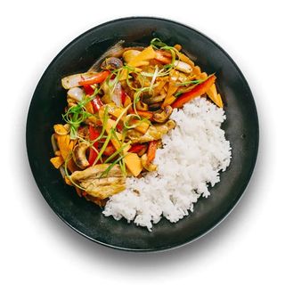 Гостра курка в кеш'ю (гостре)