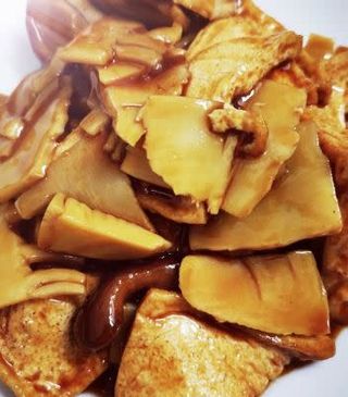 133. Tou fu con bambu e funghi cinesi