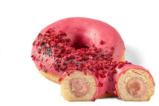 Пончик з малиновою начинкою