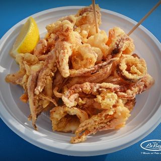 Frittura mista di calamari e gamberi