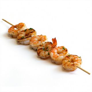 Brocheta de calamar y gambas