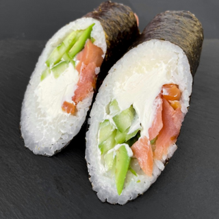 Сушірітто з копченим лососем (275г)