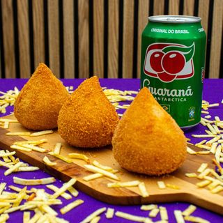 Coxinha de Frango Com Queijo Catupiry Para Forno