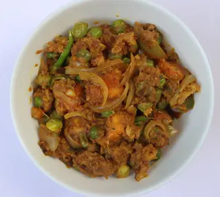 Pollo En Salsa De Korma