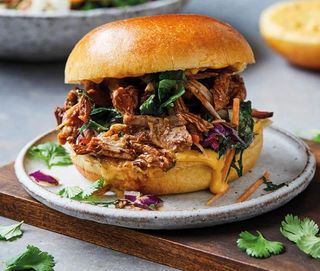 Panino pulled pork burger