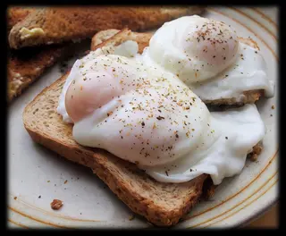 Poached egg on toast