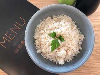 Рис відварений з маслом (200г)