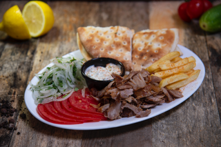 Գիրոս Ափսեի մեջ հավի