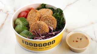 ფალაფელის სალათი