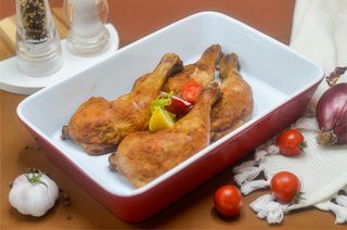 Oala cu pulpe de pui la cuptor 800gr