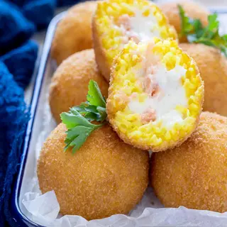 Arancinette al salmone (4 pezzi)