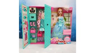 Кукла Alisa в платье с гардеробом