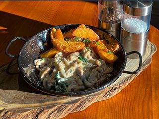 Пательня з яловичиною (300г)